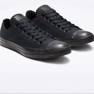 Chuck Taylor All Star Monochrome Low Top